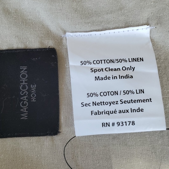 🆕️ Magaschoni Maison XO Table Runner - Picture 9 of 10
